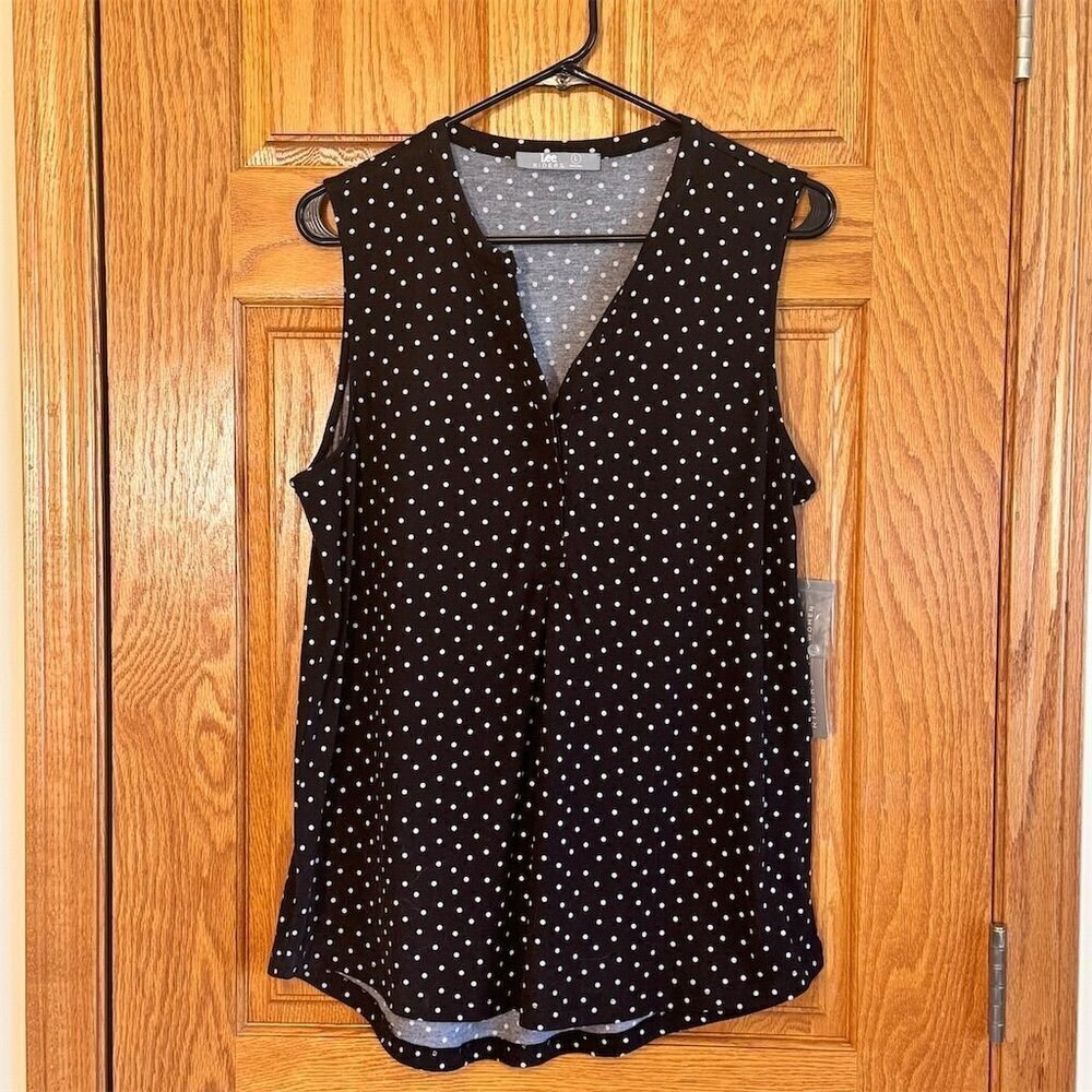 NWT Lee Riders Women's L Black Polka Dot Sleeveless V-Neck Blouse